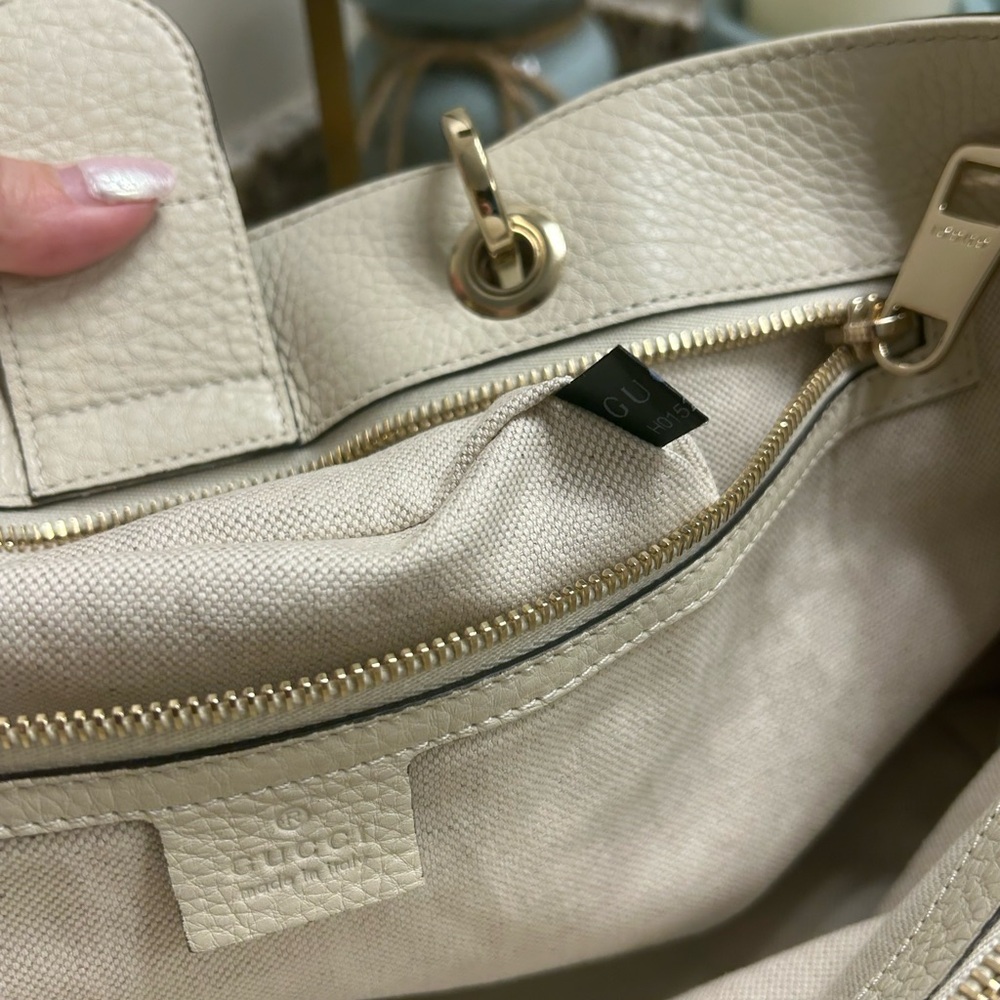 Gucci Large bamboo handle Shopper Tote with Fox Fur Bag Charm And Bag Strap - Picture 8 of 16